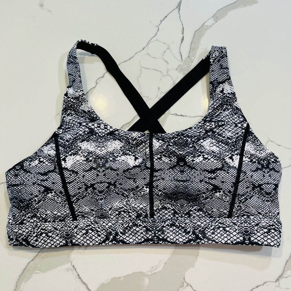 Zyia Active Sports Bra Black White Snake XL athletic top